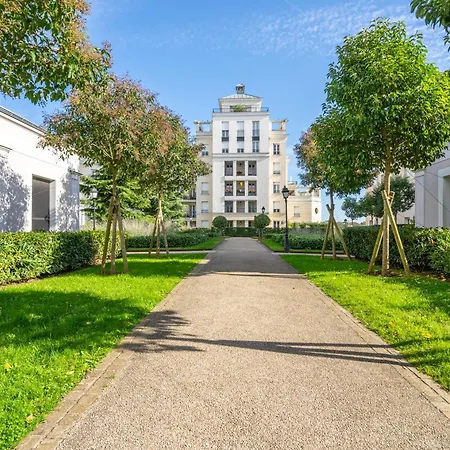 View - Disneyland Paris - 6 Pers - 2 Ch Appartement