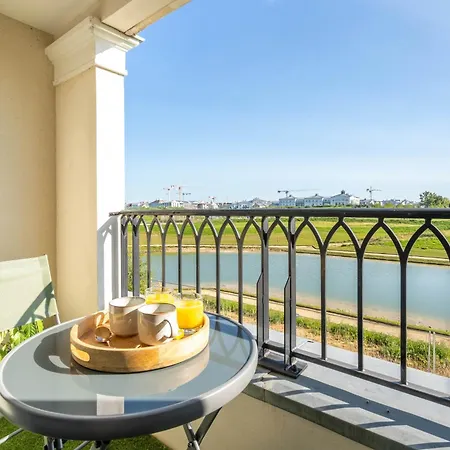 View - Disneyland Paris - 6 Pers - 2 Ch Apartman *